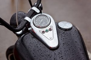 lluvia-en-moto